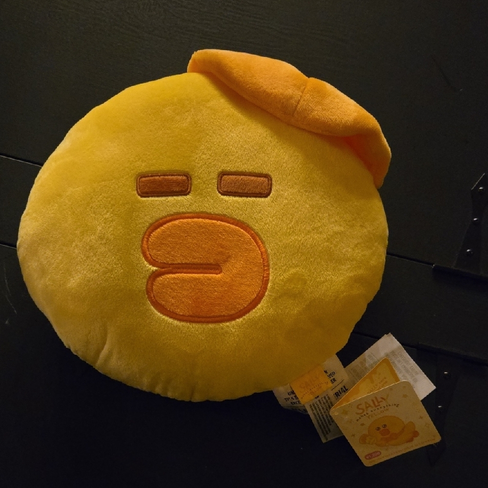 NWT Line Friends Sally Makes Everything Better large Sally 12 inch Chick